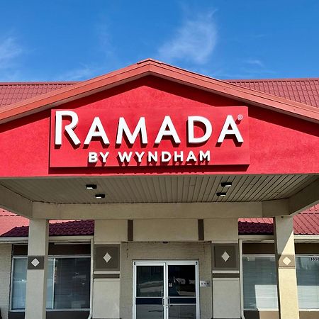 Ramada By Wyndham Lumberton酒店 外观 照片